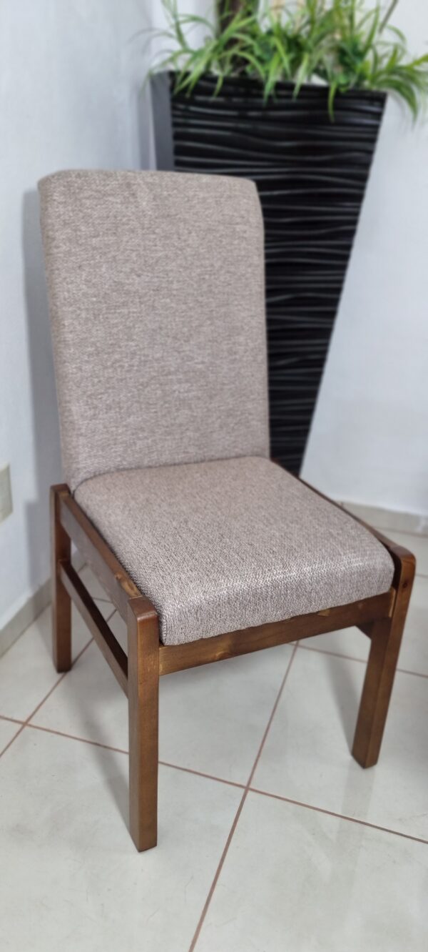 Antecomedor Bruselas 4 Sillas + Banca